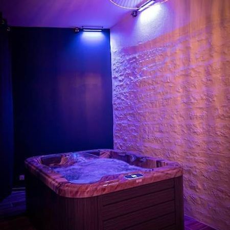 Love Room Spa Privatif Villefranche-sur-Saône Εξωτερικό φωτογραφία